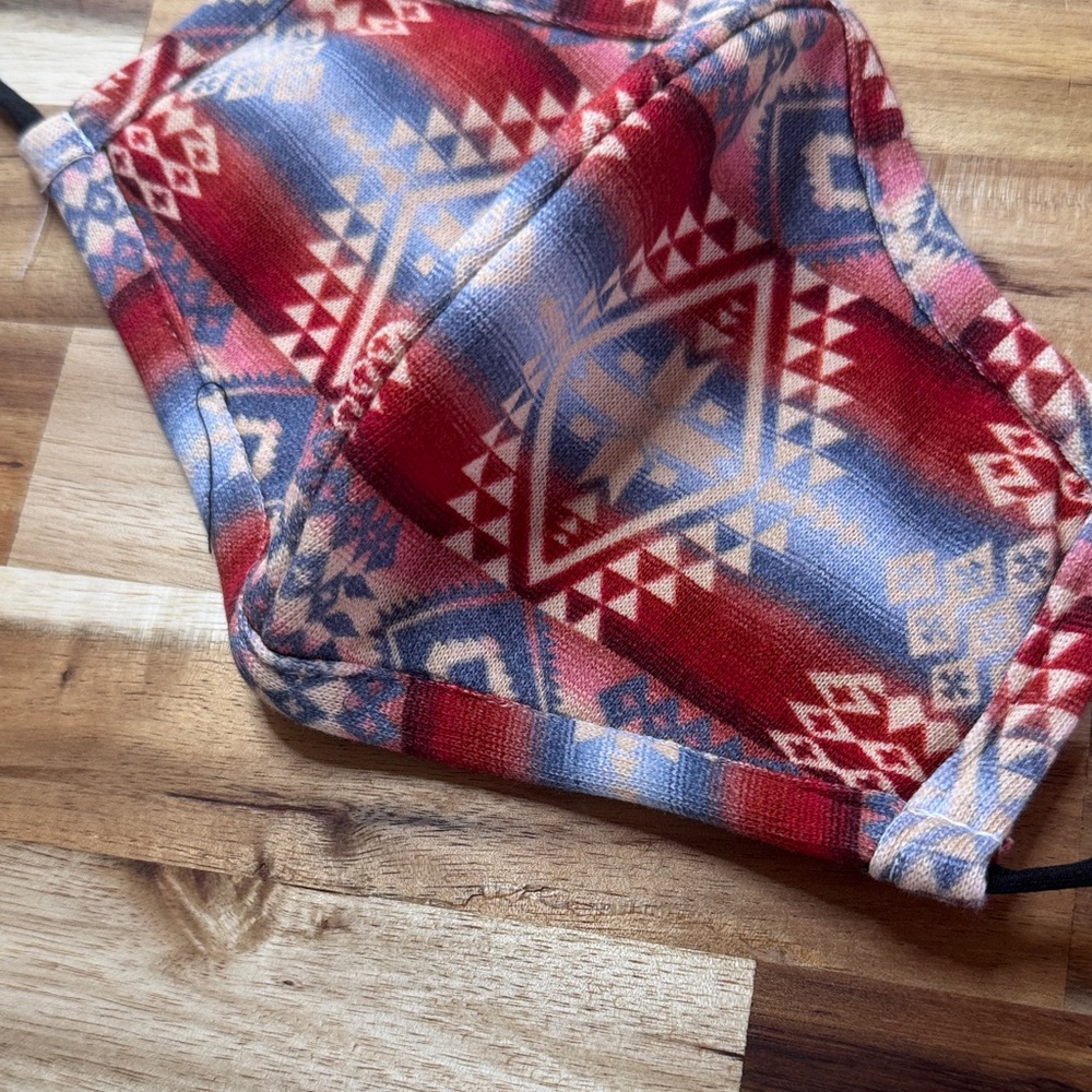 Pendleton Face Mask - red/blue tribal pattern - Picture 3 of 7